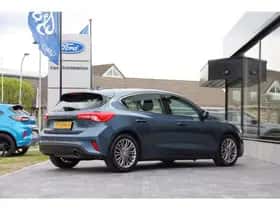 Ford Focus (2018) thumbnail 4