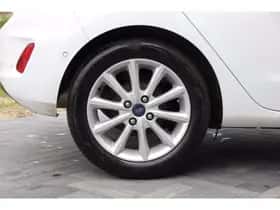 Ford Fiesta (2018) thumbnail 11