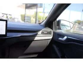 Ford Focus (2023) thumbnail 18