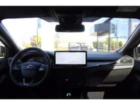 Ford Focus (2023) thumbnail 30