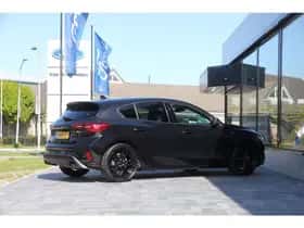 Ford Focus (2023) thumbnail 4