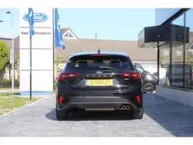 Ford Focus (2023) thumbnail 5