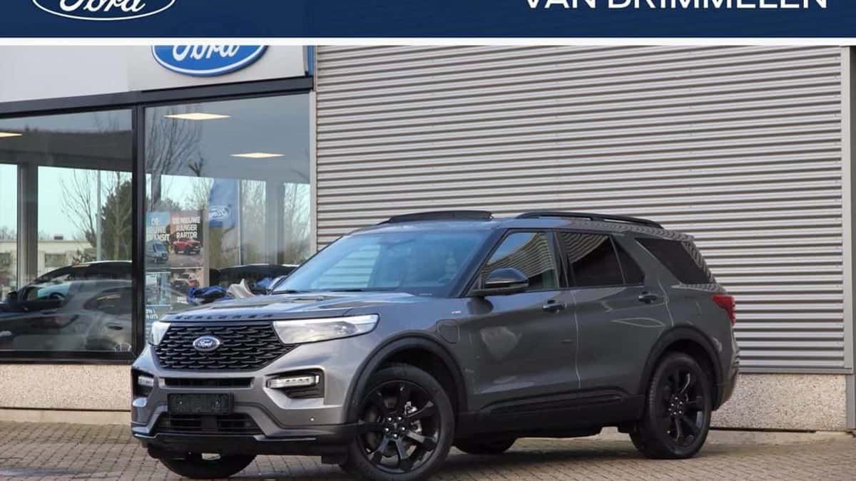 Ford Explorer (2024) — foto 1
