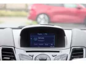 Ford Fiesta (2014) thumbnail 12