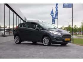 Ford Fiesta (2014) thumbnail 3
