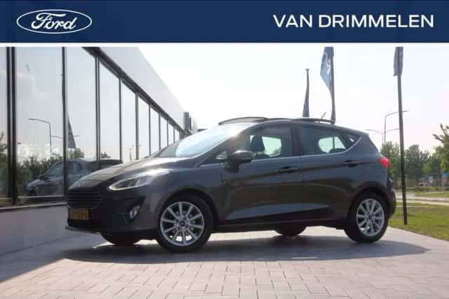 Ford Fiesta (2018) thumbnail 1