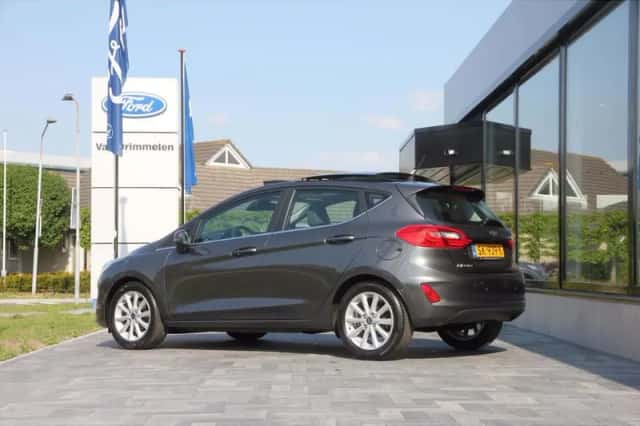 Ford Fiesta (2018) thumbnail 6