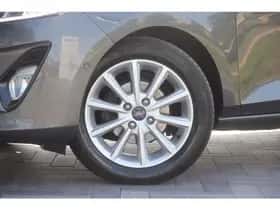 Ford Fiesta (2018) thumbnail 8