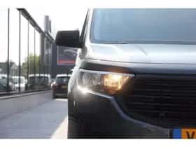 Ford Transit (2024) thumbnail 9