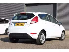 Ford Fiesta (2013) thumbnail 12