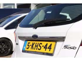 Ford Fiesta (2013) thumbnail 13
