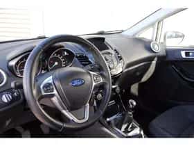 Ford Fiesta (2013) thumbnail 16