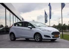 Ford Fiesta (2013) thumbnail 3