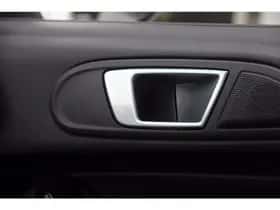 Ford Fiesta (2013) thumbnail 29