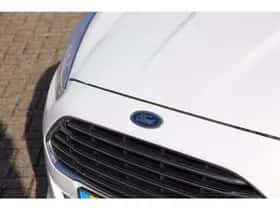 Ford Fiesta (2013) thumbnail 4