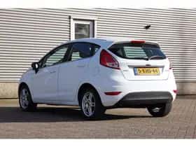 Ford Fiesta (2013) thumbnail 10
