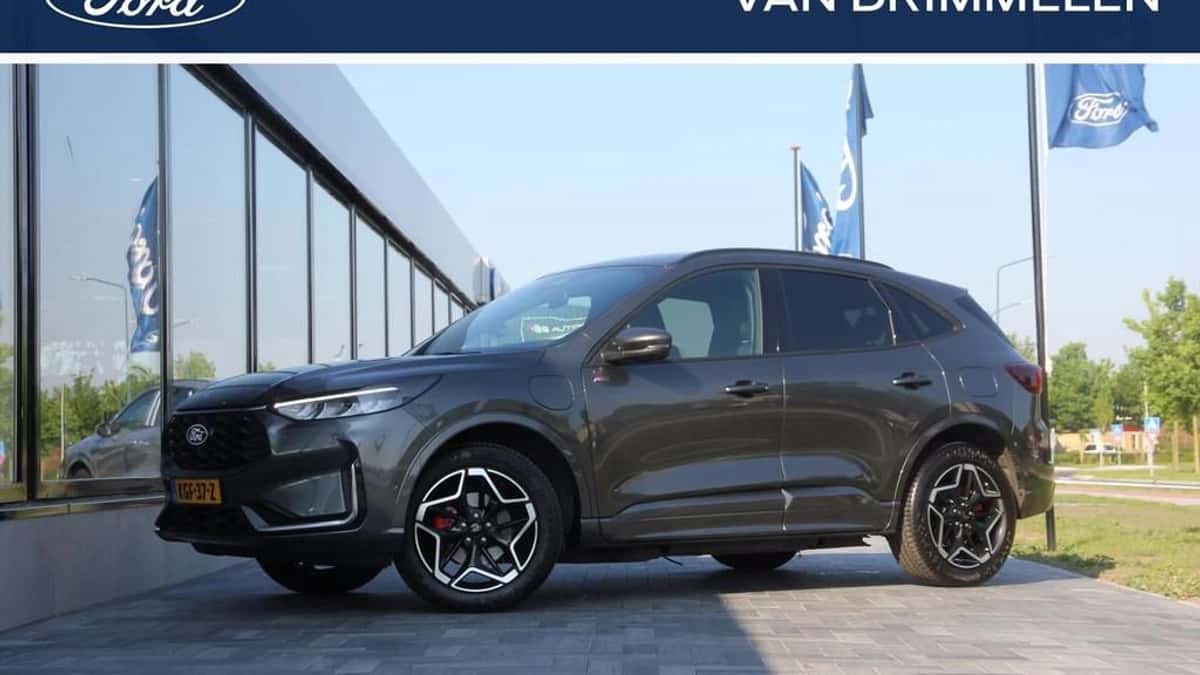 Ford Kuga (2025) — foto 1