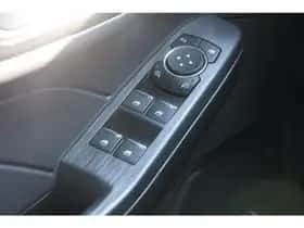 Ford Kuga (2025) thumbnail 24