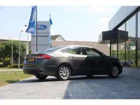 Ford Mondeo (2019) thumbnail 4