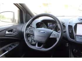 Ford Kuga (2019) thumbnail 18