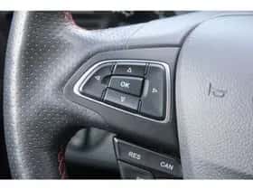 Ford Kuga (2019) thumbnail 27