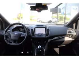 Ford Kuga (2019) thumbnail 33