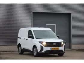 Ford Transit (2024) thumbnail 3