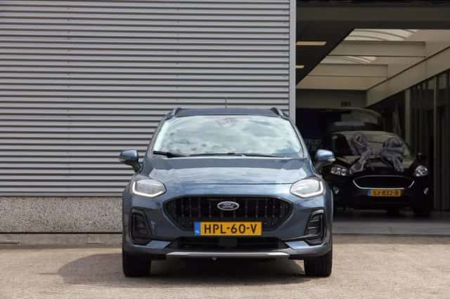 Ford Fiesta (2023) thumbnail 2