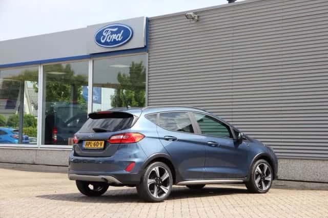 Ford Fiesta (2023) thumbnail 4