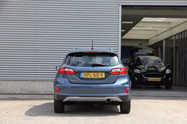 Ford Fiesta (2023) thumbnail 5