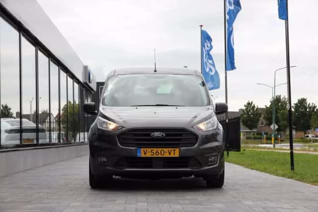 Ford Transit (2019) thumbnail 2