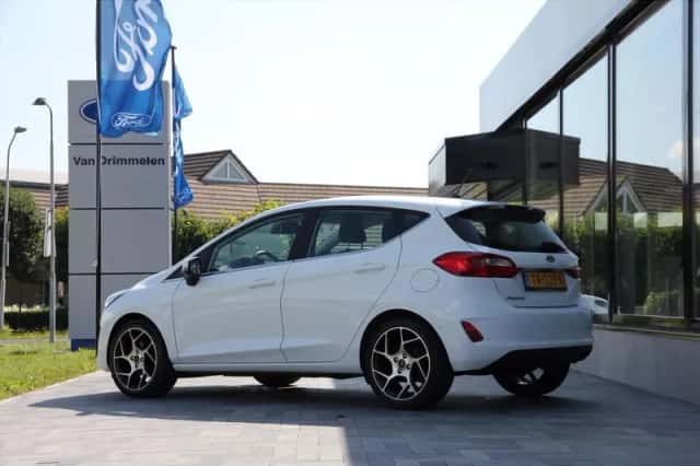 Ford Fiesta (2018) thumbnail 6