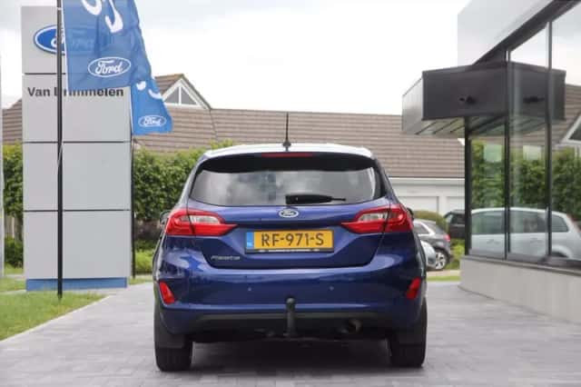 Ford Fiesta (2017) thumbnail 5