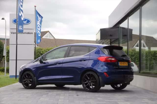 Ford Fiesta (2017) thumbnail 6