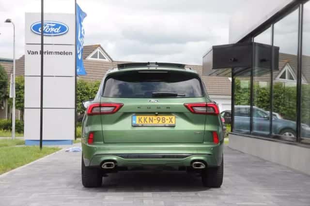 Ford Kuga (2024) thumbnail 5