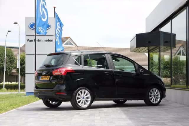 Ford B-Max (2016) thumbnail 4