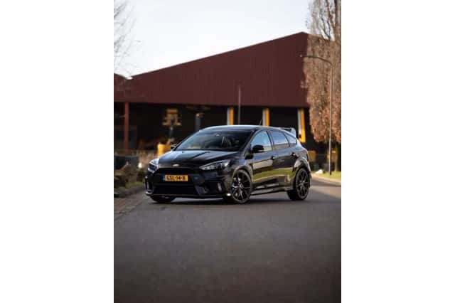 Ford Focus (2017) thumbnail 2