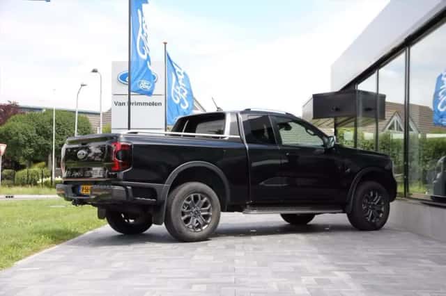 Ford Ranger (2024) thumbnail 4