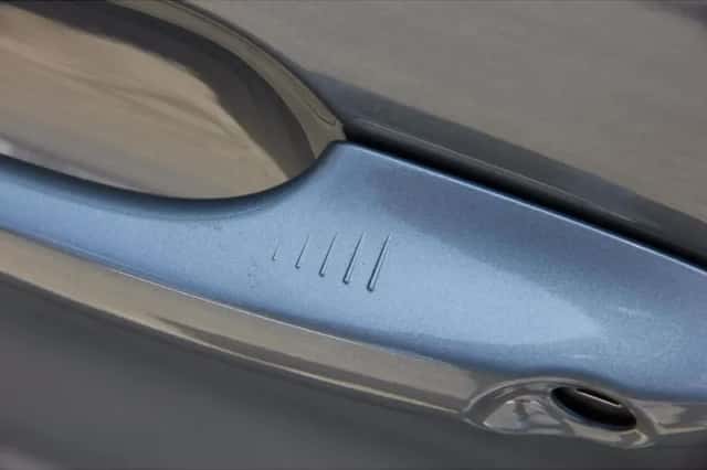 Ford Kuga (2023) thumbnail 5