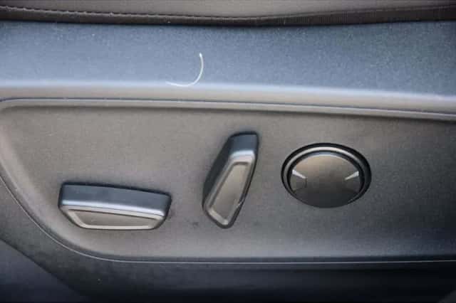 Ford Kuga (2023) thumbnail 6