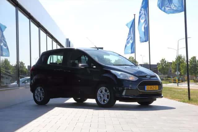 Ford B-Max (2014) thumbnail 3