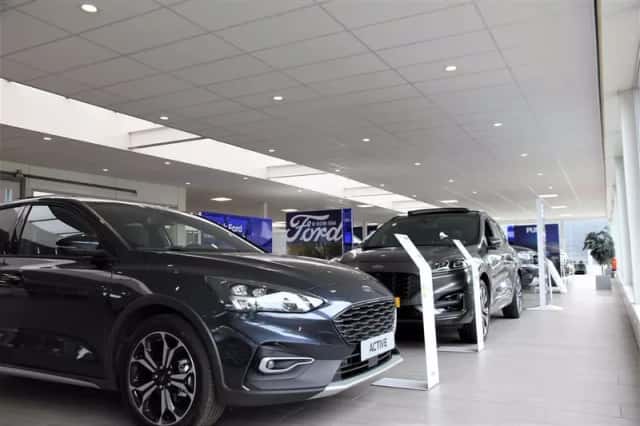 Ford Fiesta (2015) thumbnail 3