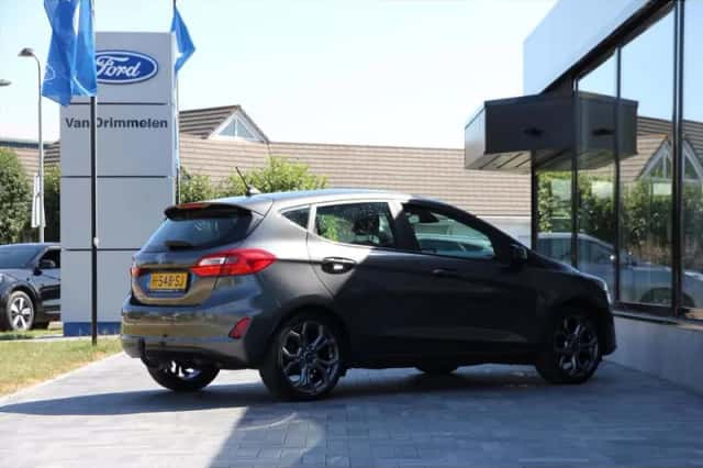 Ford Fiesta (2020) thumbnail 4