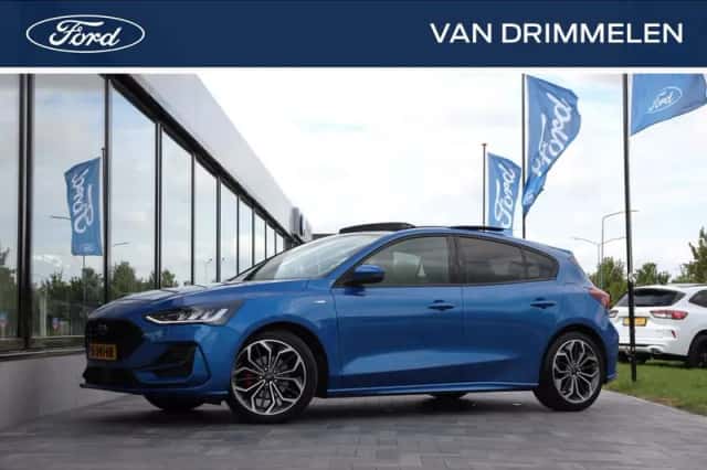 Ford Focus (2023) thumbnail 1