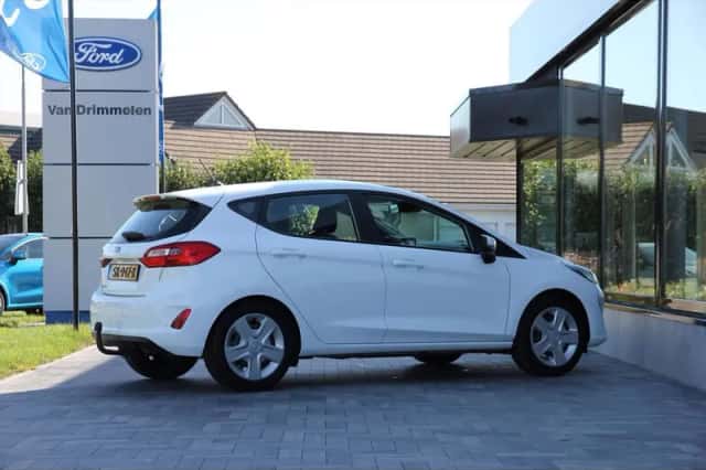 Ford Fiesta (2018) thumbnail 4