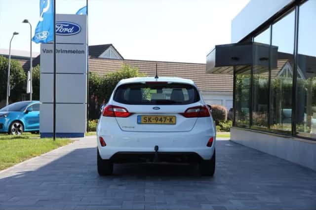Ford Fiesta (2018) thumbnail 5