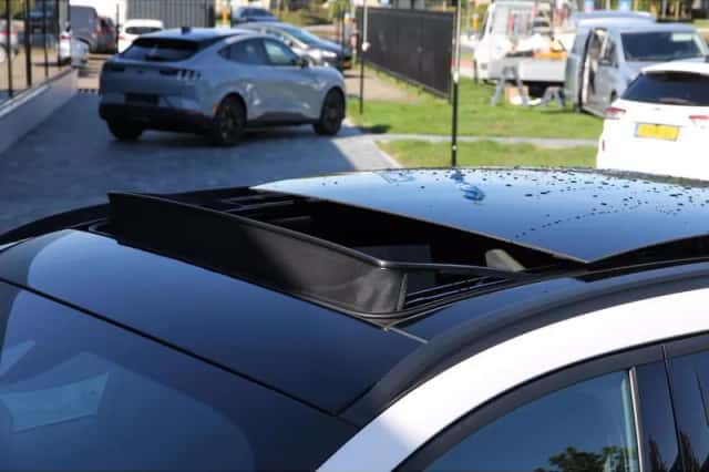 Ford Kuga (2022) thumbnail 4
