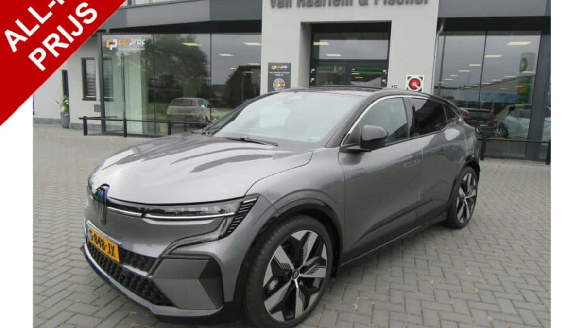 Renault Mégane (2022) — foto 1