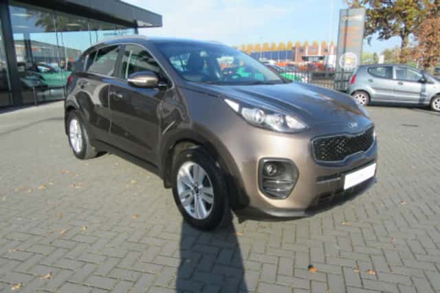 Kia Sportage (2018) thumbnail 2