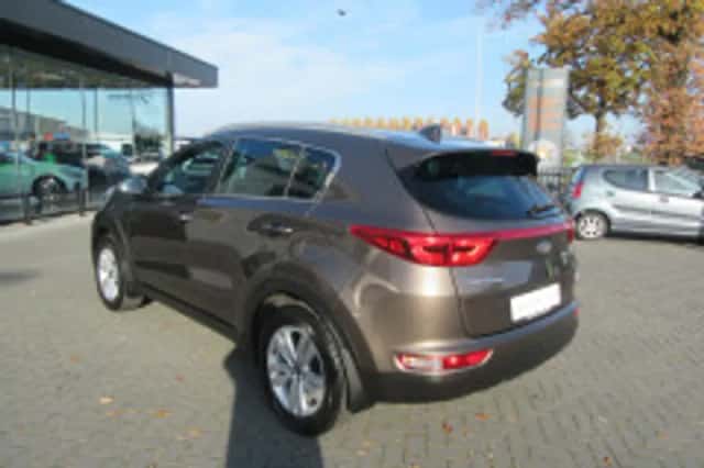 Kia Sportage (2018) thumbnail 4